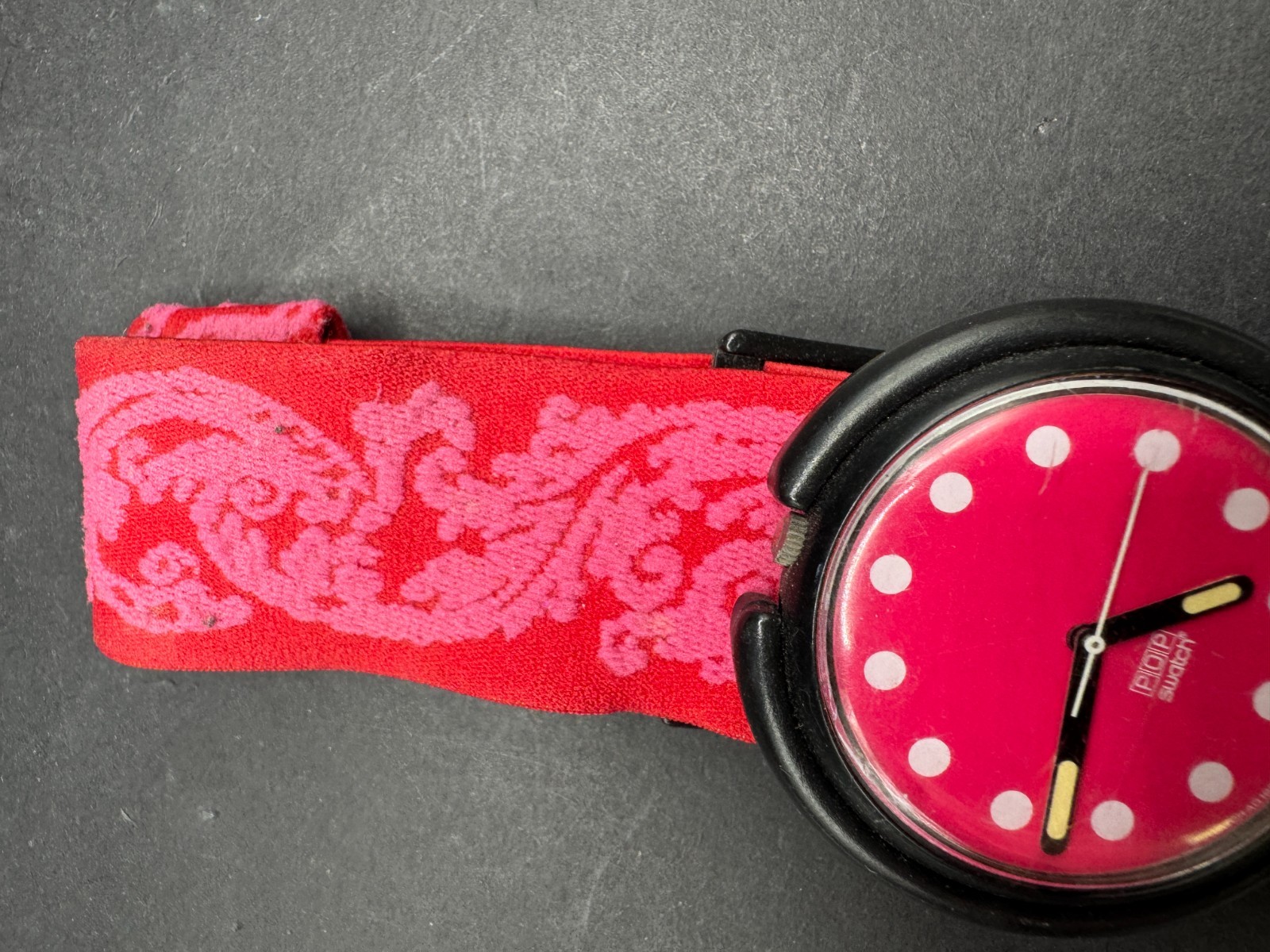 1990 Swatch Pop Shangri Watch Red Pink Velvet Polka Dots One Piece Strap