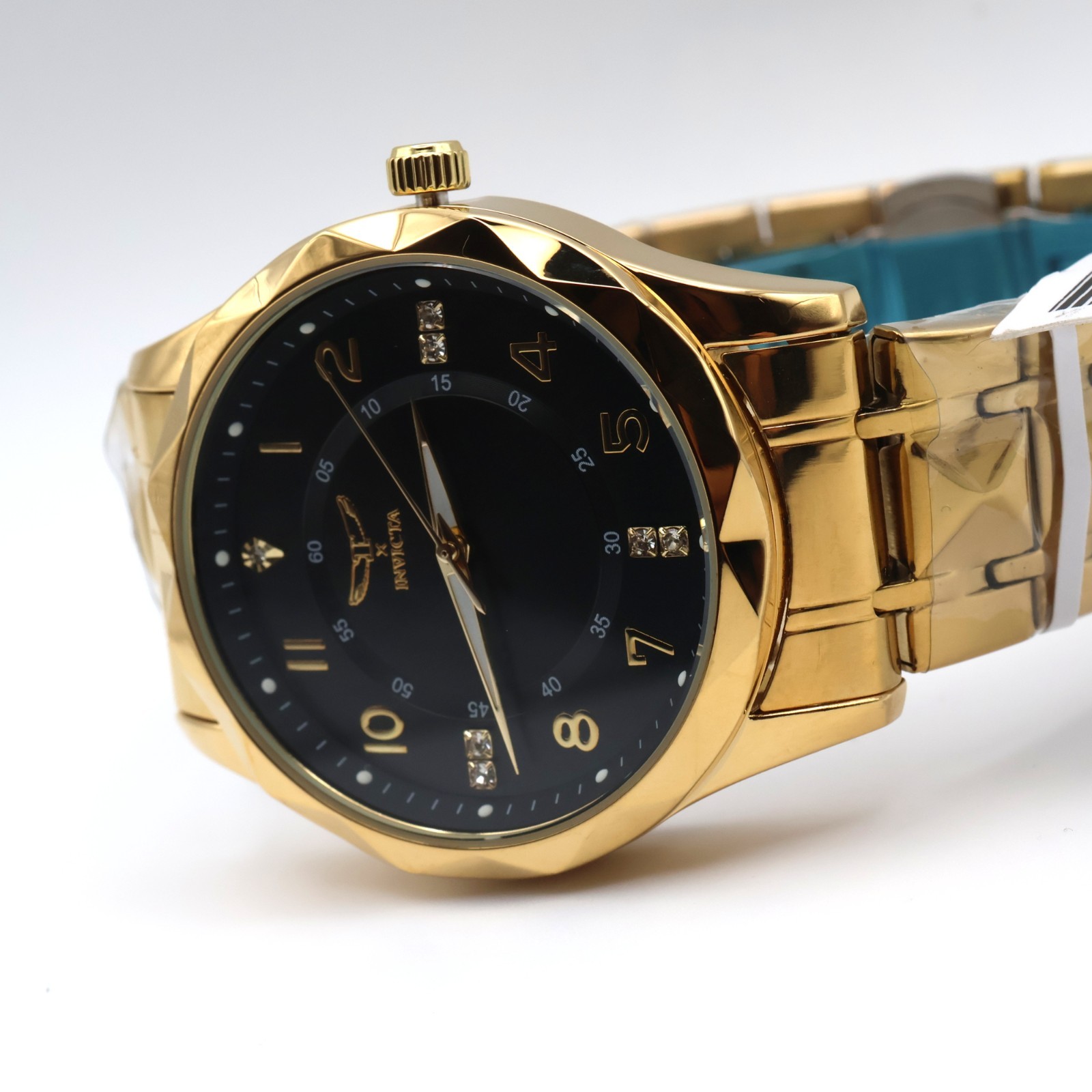 Invicta Specialty 69019 41mm Gold Tone Black Dial Stainless Steel Quartz