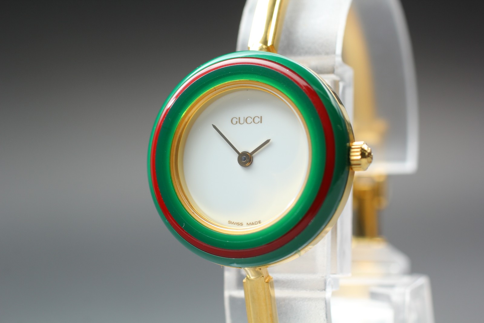 [Near MINT w/ BOX ] Gucci Change Bezel 11/12.2 Women Watch Gold 12 Colors JAPAN