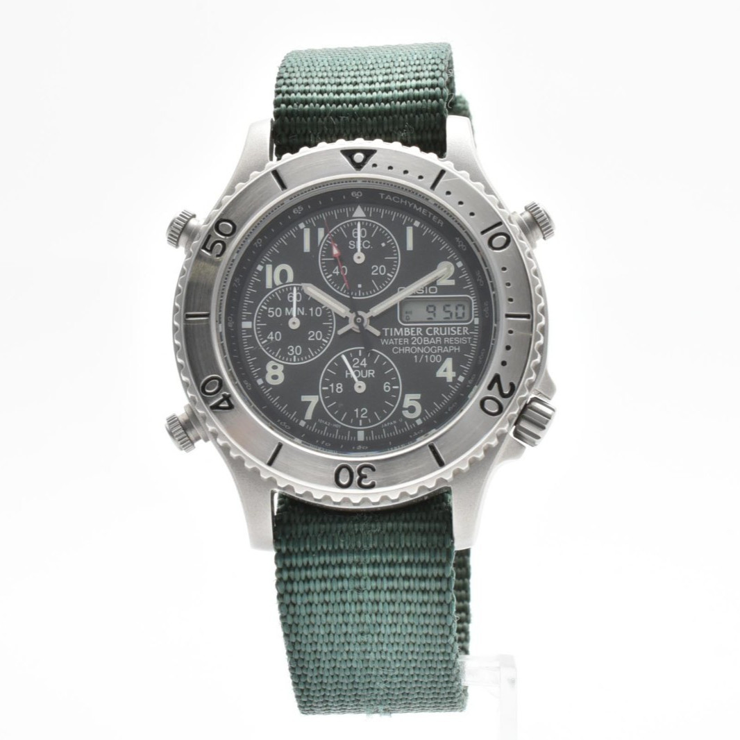 Casio Timber Cruiser TIC-4 Quartz Chronograph Near MINT Black Dial 38mm Green