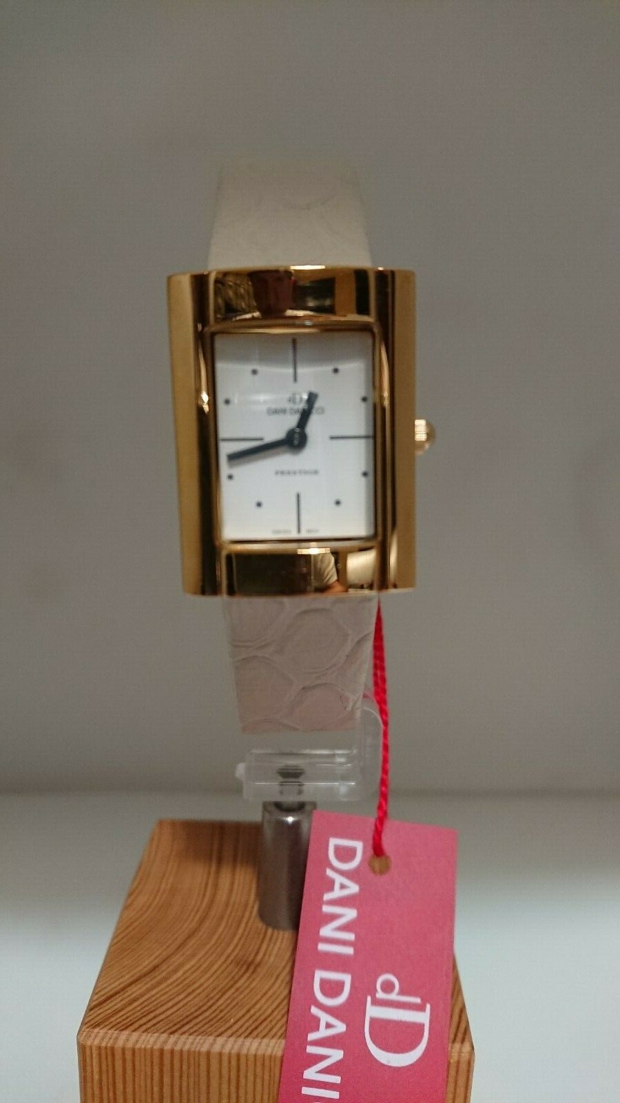 New Classic Dani Danicci Gold Steel Swiss Wrist Watch