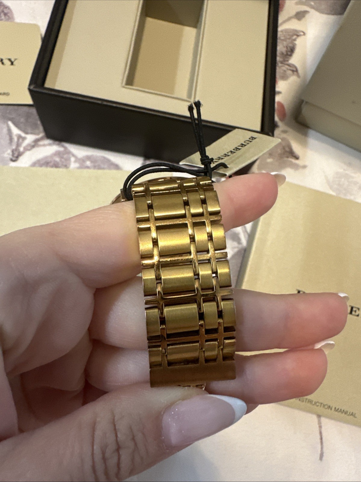 Burberry BU1861 Women’s Rose Gold Stainless Steel Watch w/ Box & Papers