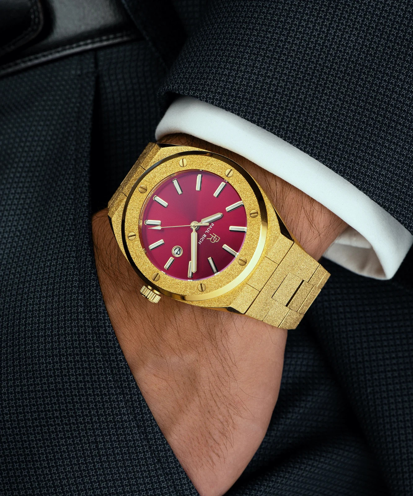 Gold Frosted Sultan Ruby