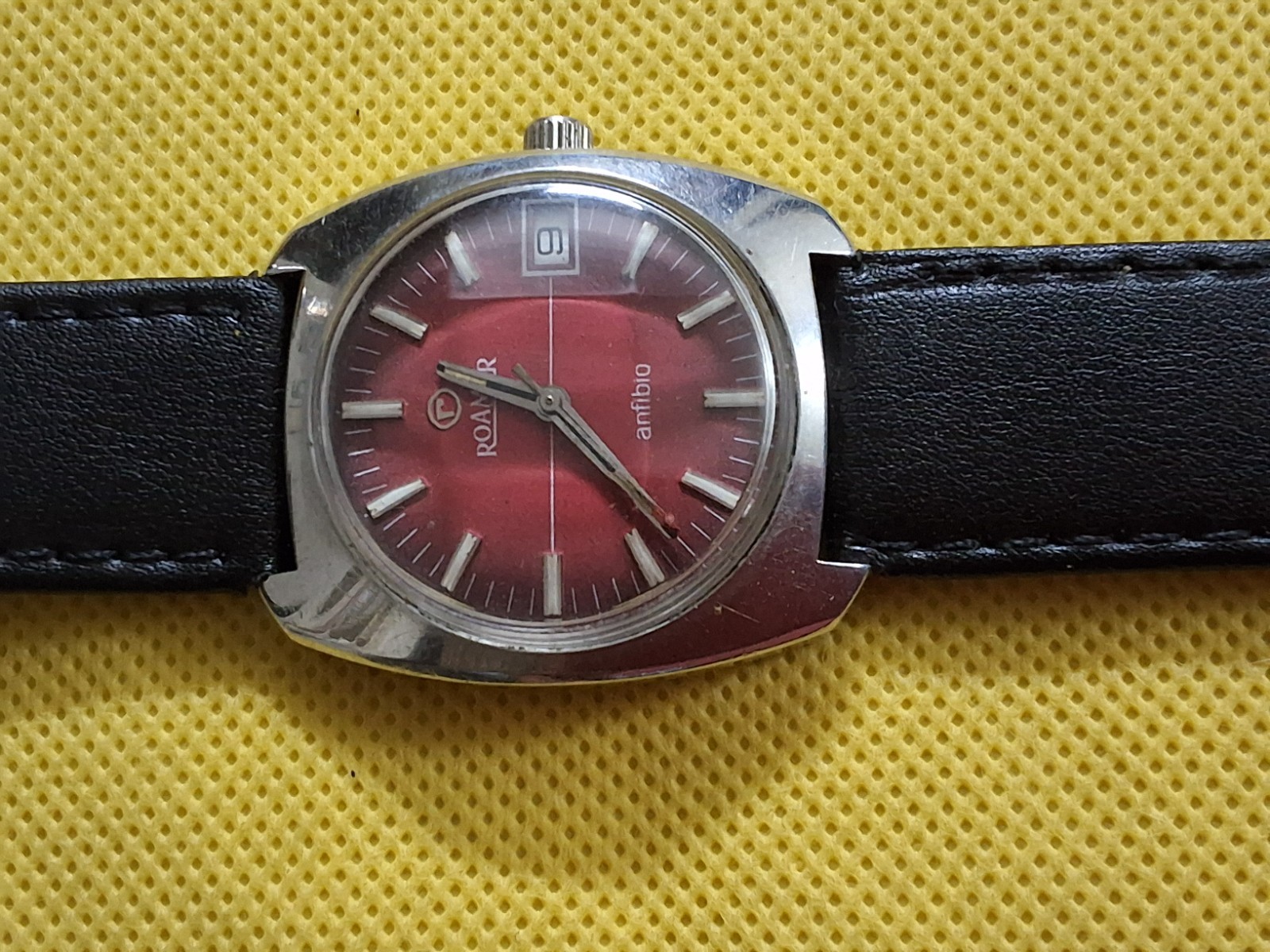 Vintage Roamer Infibio Elegant 17 Jewels Wrist Watch 36mm including crown