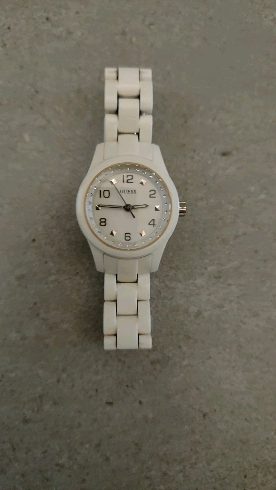 Guess Women’s Wrist Watch