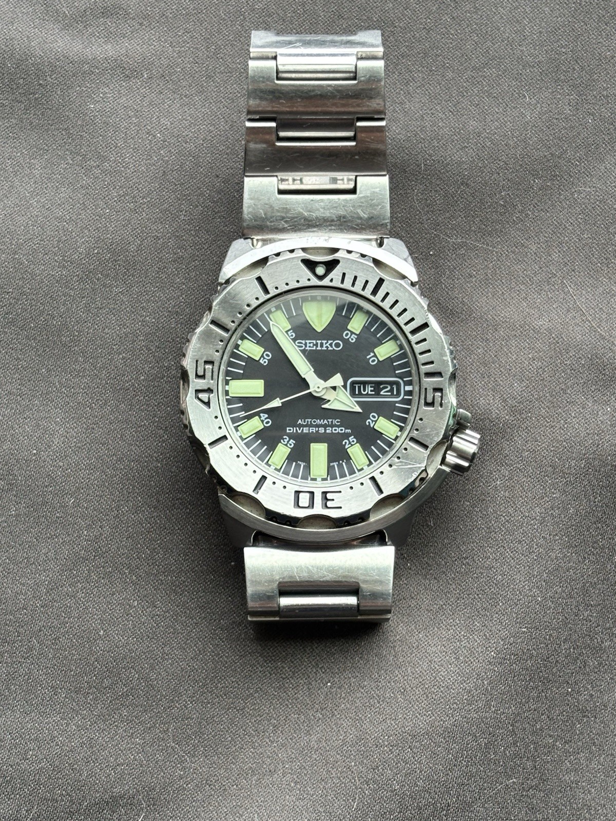 Seiko Black Monster 21J 7S26-0350 Automatic Diver 200m Day/Date Black Dial 42mm