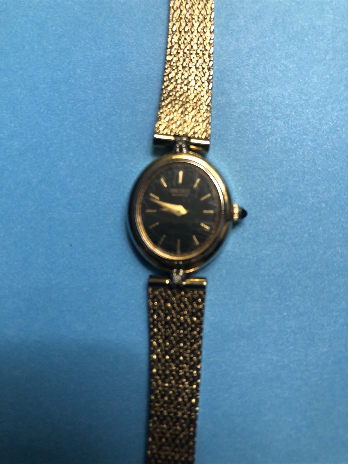 Vintage Seiko 1980s Women’s Genuine Diamond Accents Gold Mesh Bracelet Watch