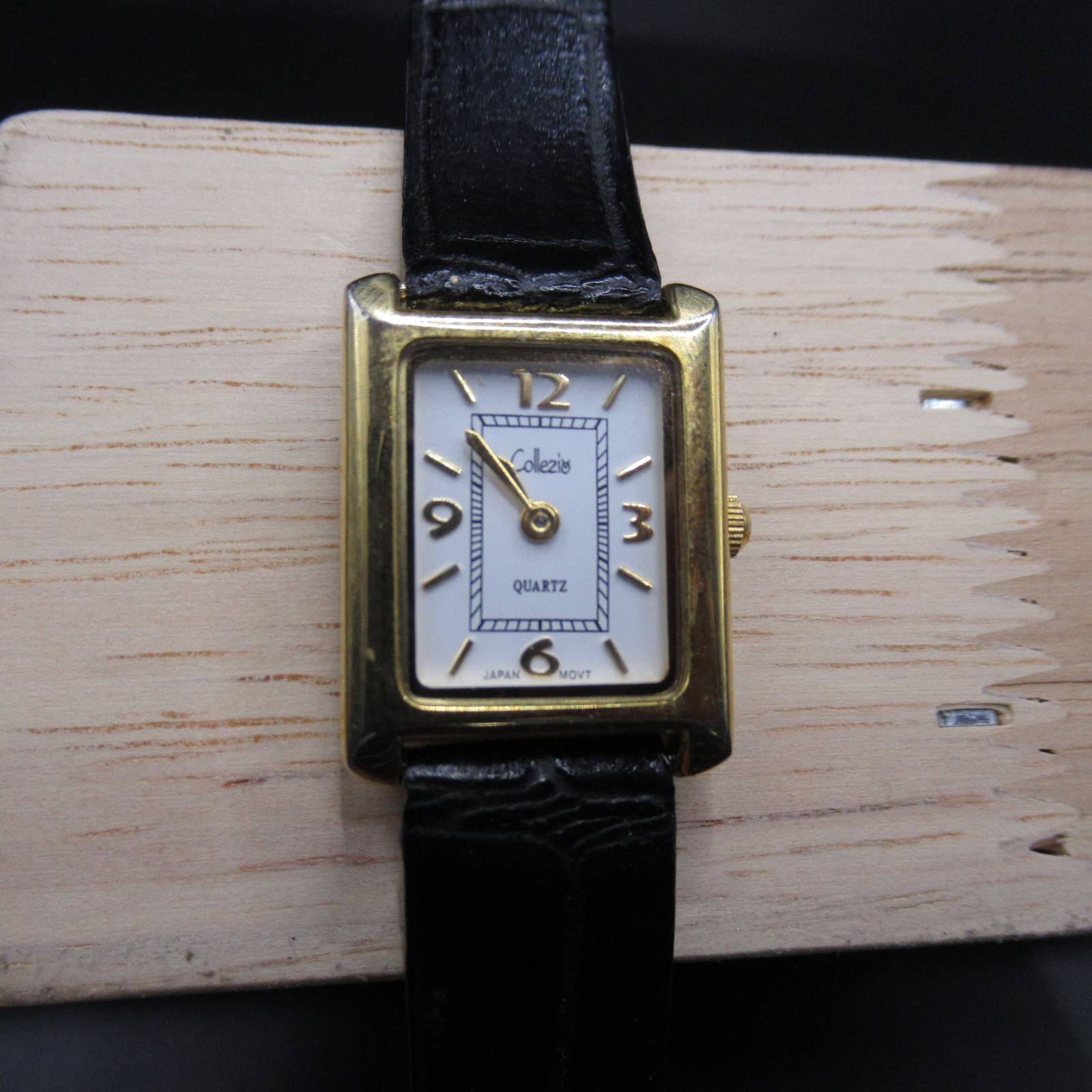 Collezione Slim Gold Tone Rectangular Quartz Watch Black Leather Band Japan Movt