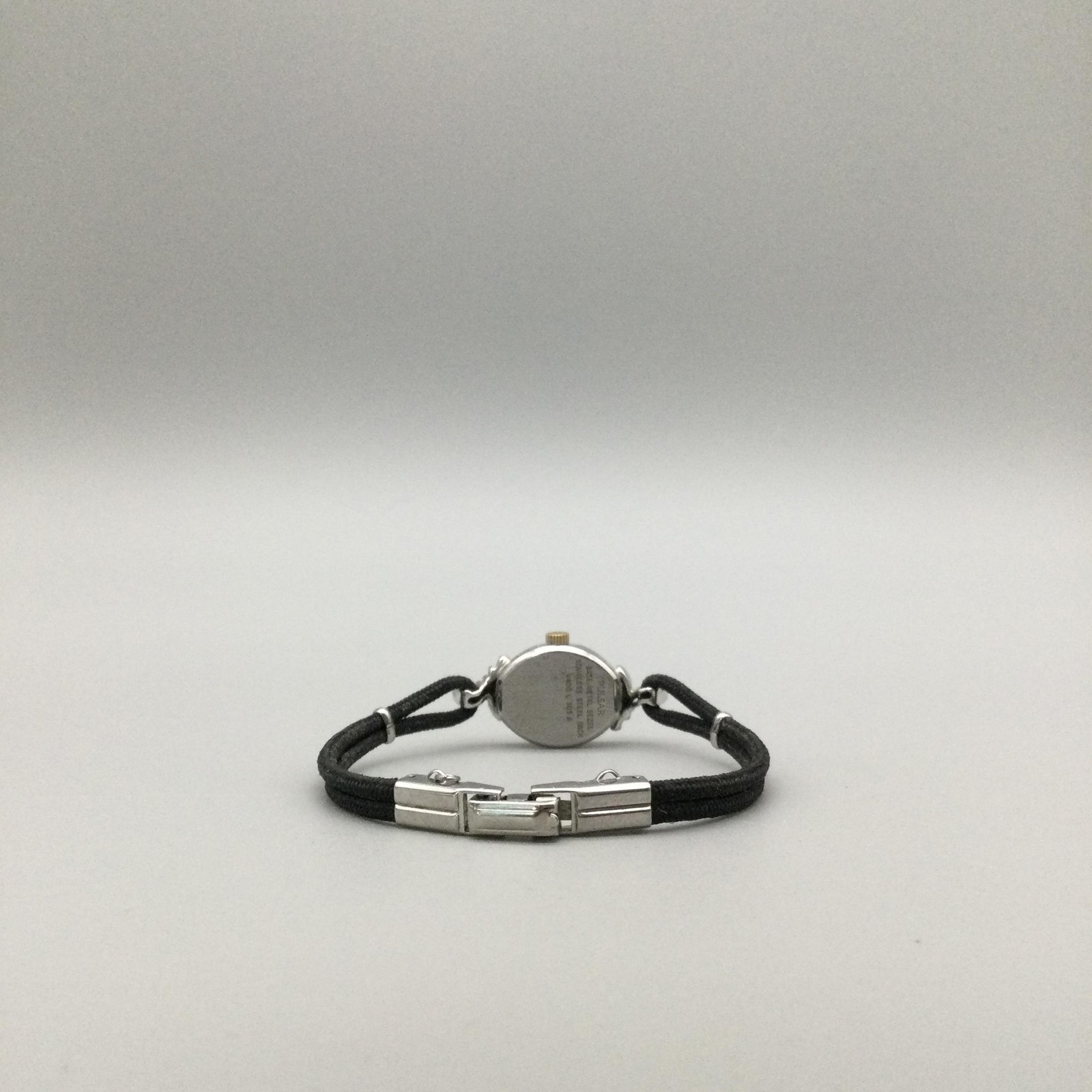 Vintage Pulsar Womens Watch 13mm Silver Tone Cord V400 L305A New Battery 6.25″