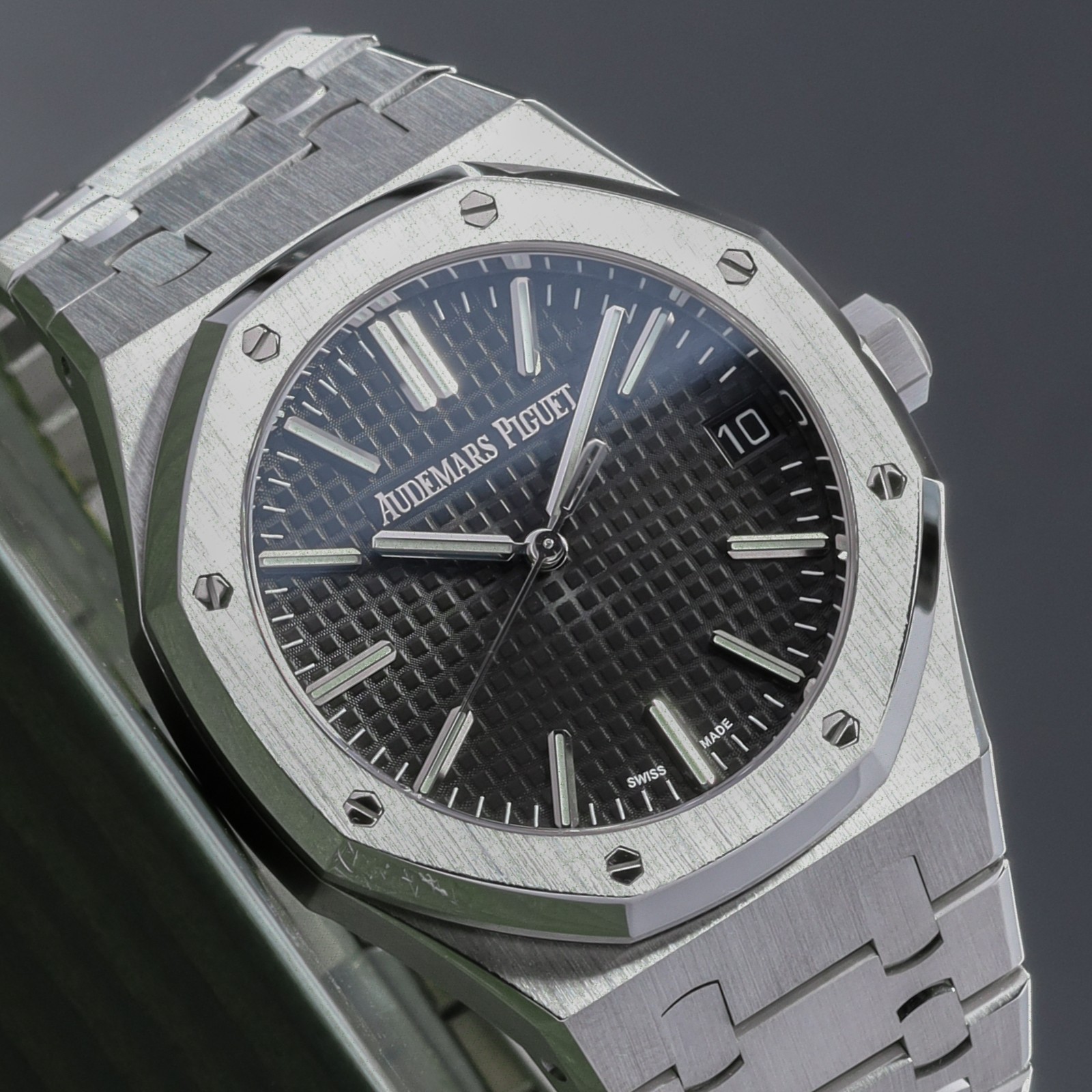 Audemars Piguet Royal Oak 41mm Steel Black Tapisserie Dial Royal Oak 15510ST