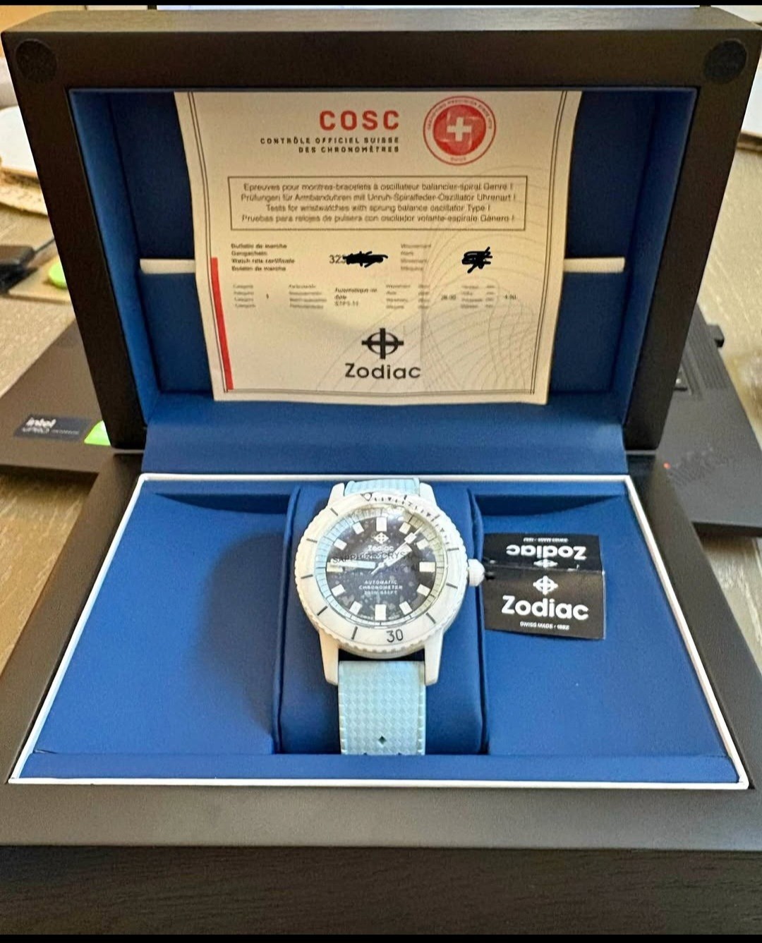Zodiac Super Sea Wolf 41 mm White Ceramic/Stainless Steel Case with Blue Rubber