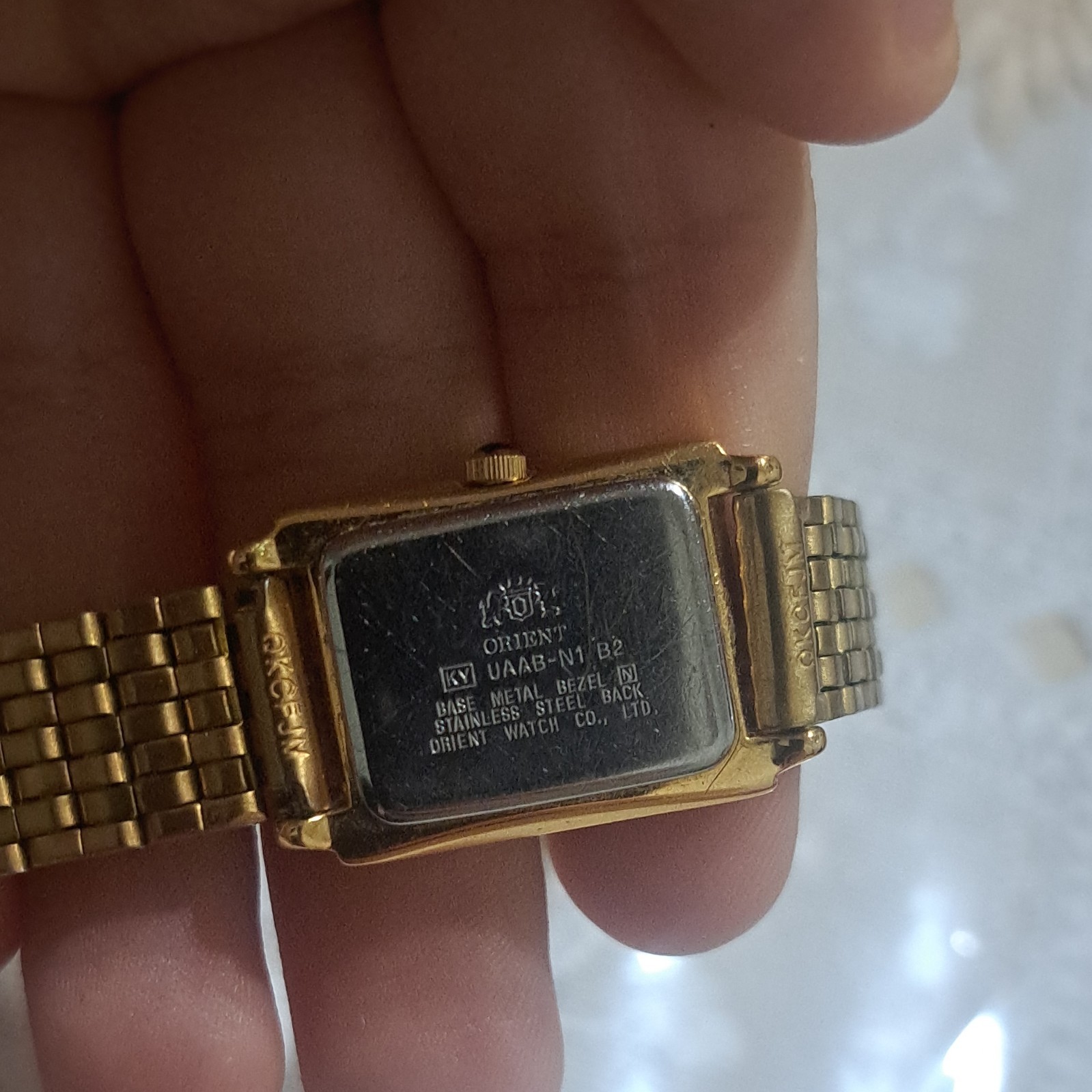 Orient UAAA5N Women’s Quartz Bracelet Wristwatch Gold Tone Rectangle White Dial