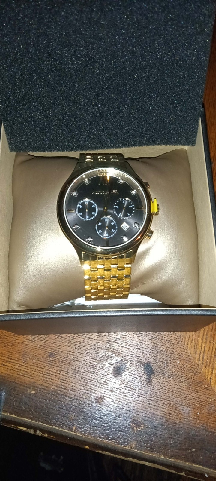 Wittnauer Men’s Gold-Tone Chronograph Date Watch Black Textured Dial Box