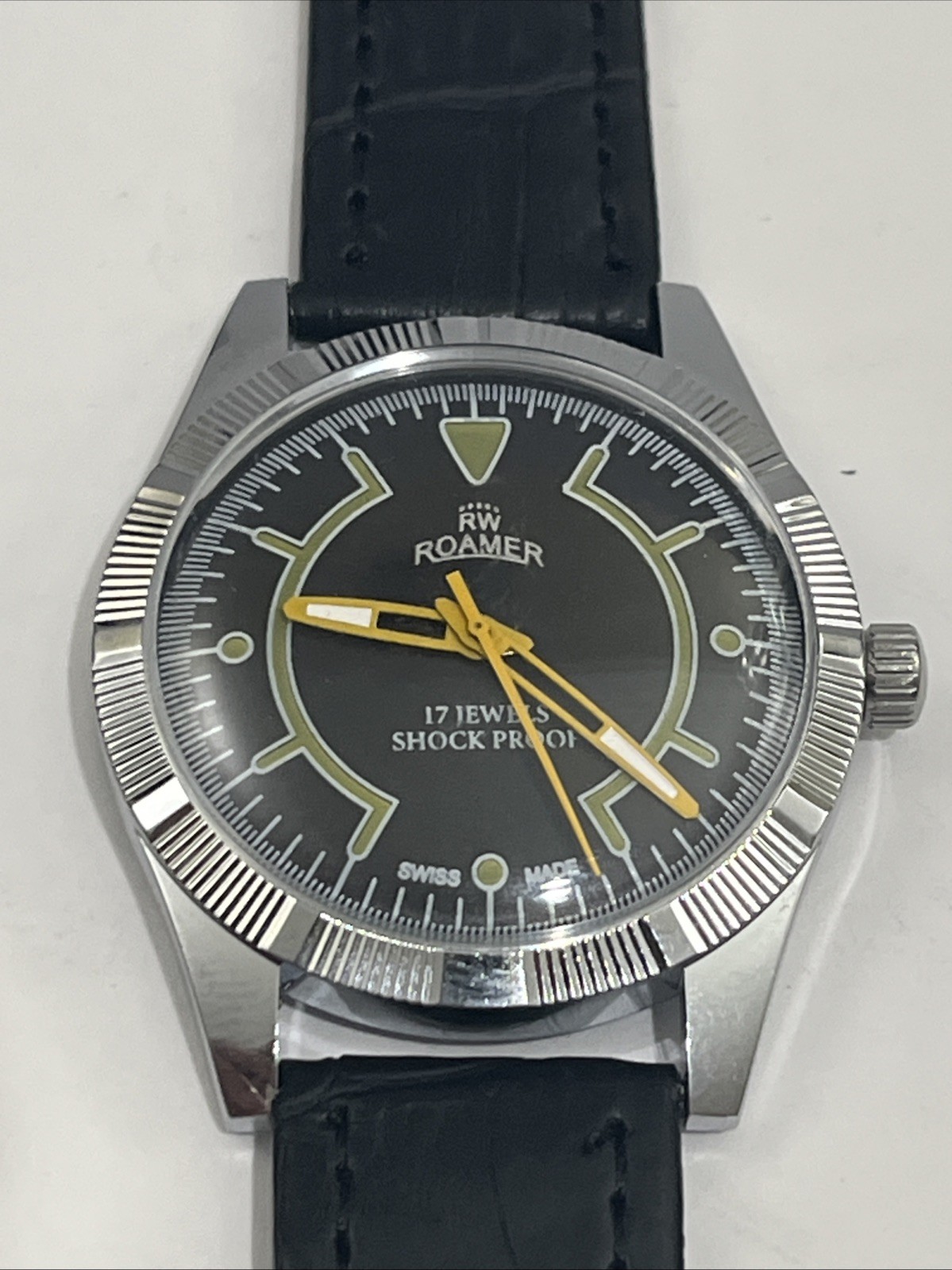 Rare Roamer Swiss Made Shock Proof Men Wristwatch Automatic 17 Jewels New Band
