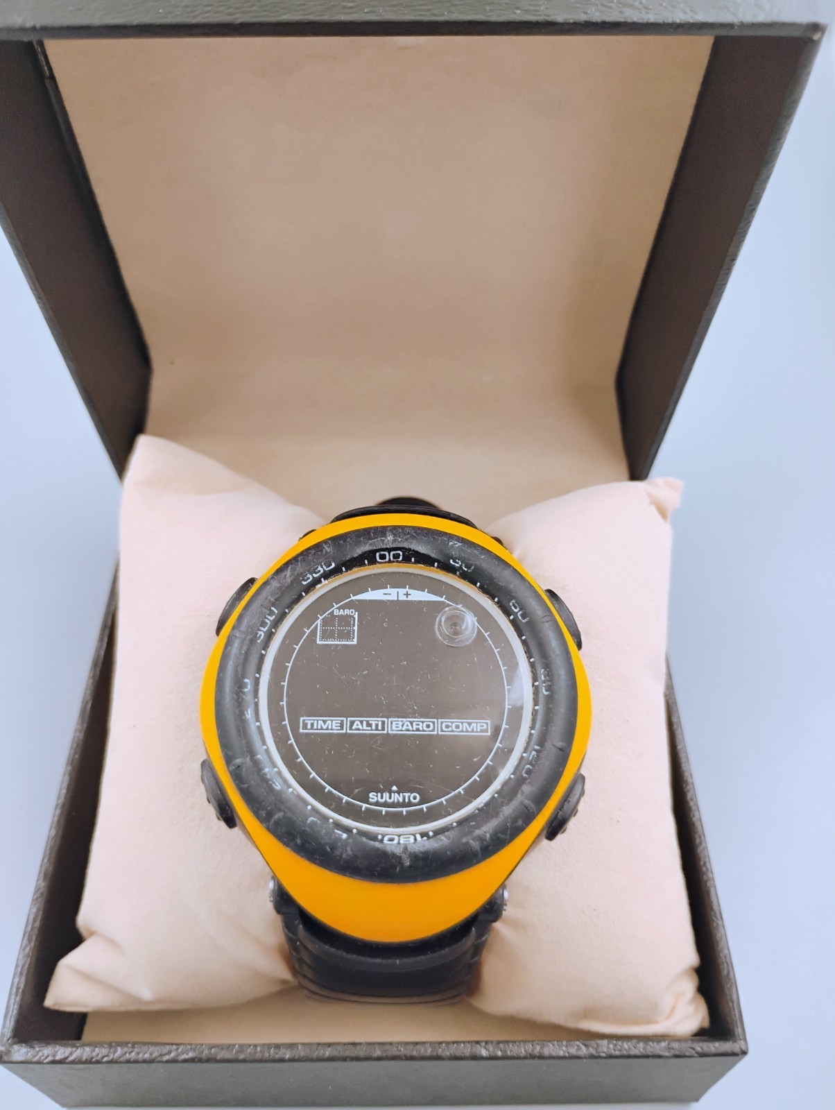 Suunto Vector Yellow ABC Digital Watch Movie Style Prop 127 Hours Hypertime