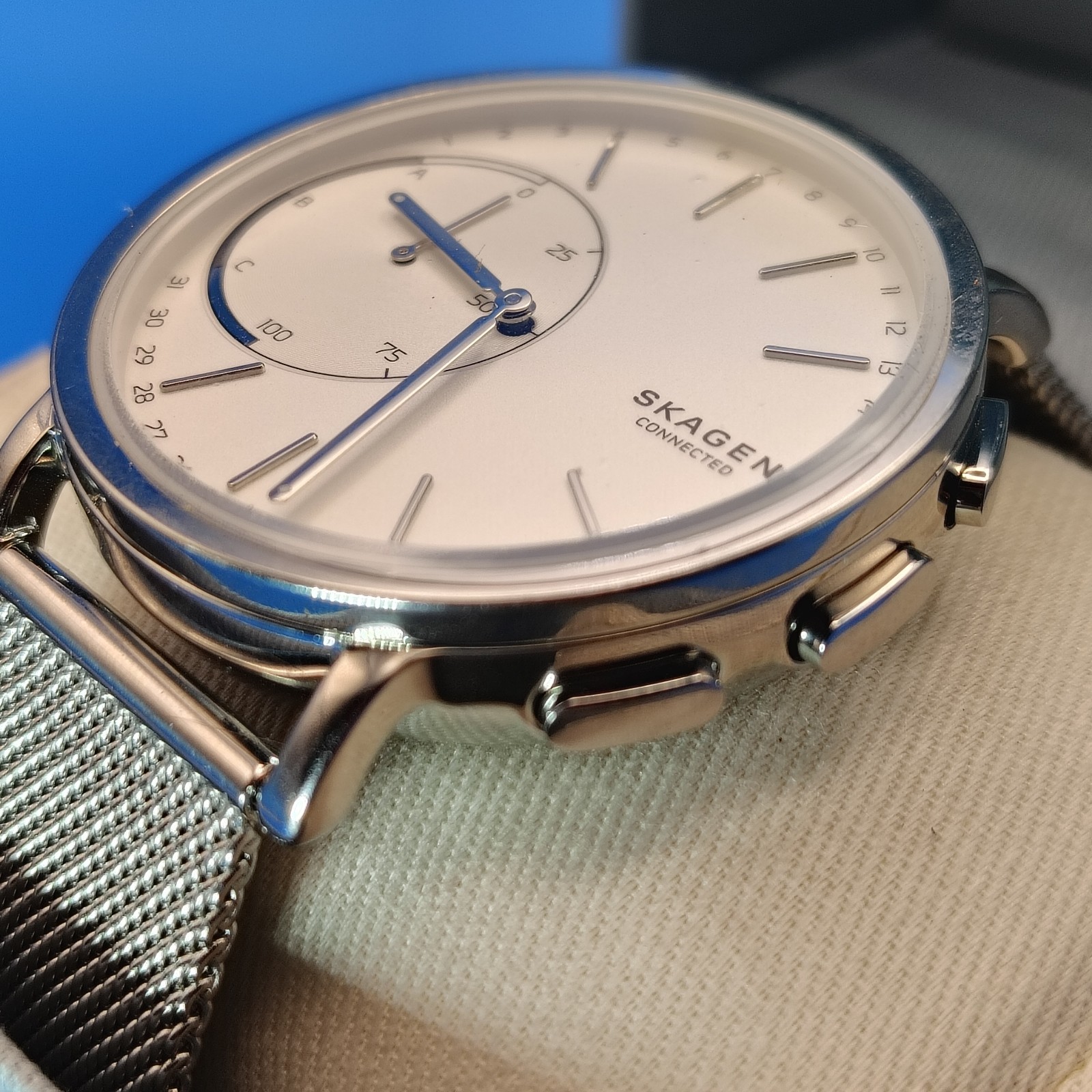 Retro 2017 Skagen Connect Hybrid Quartz Mens 42mm SMRT Watch W/ App Full Set