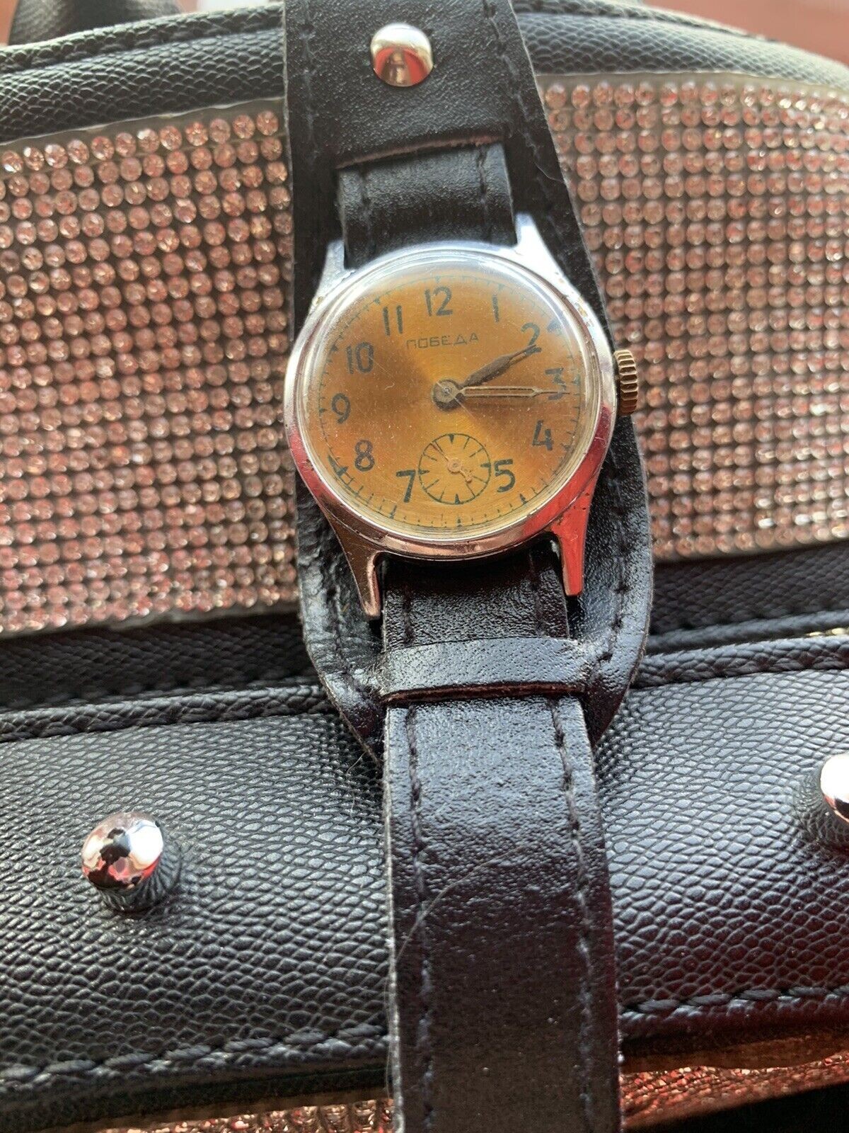 women’s wrist watch POBEDA. wrist watch USSR victory with a strap 1980-1989