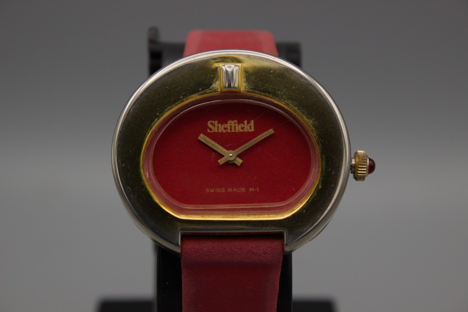 Sheffield Swiss Made M-1 Oval 38mm Red Dial Manual Wind Running Vintage