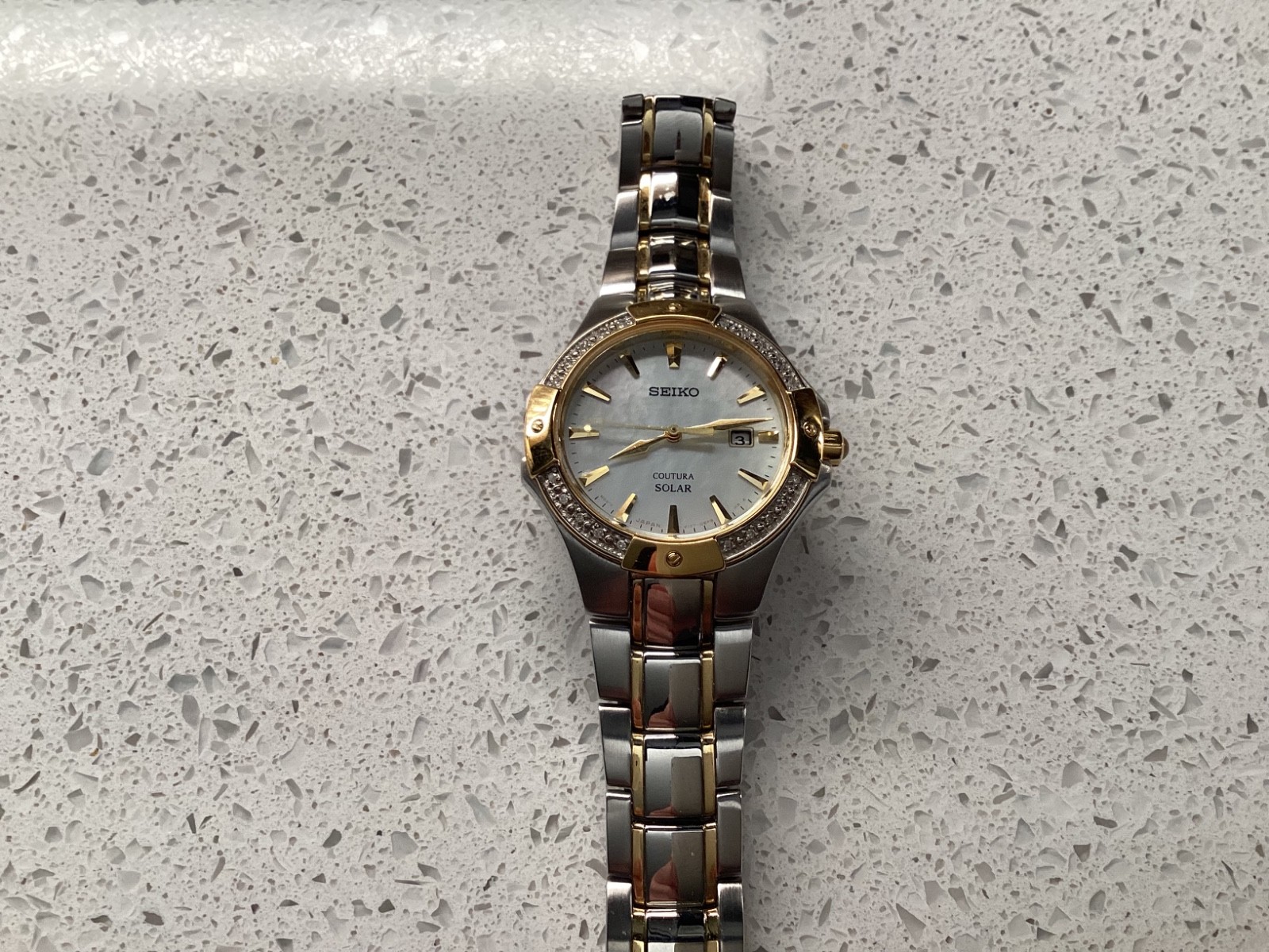 Seiko Watch Links for SUT 124 Coutara Solar Two Tone band New