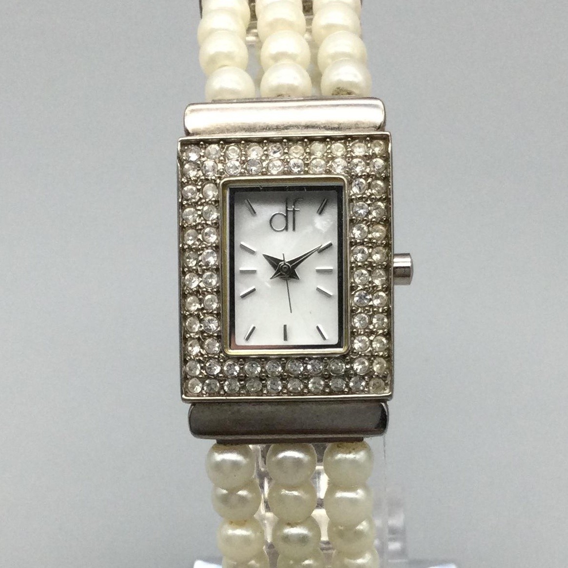 DF Womens Watch 20mm Silver Tone MOP Bracelet Faux Pearl New Battery 7.25″