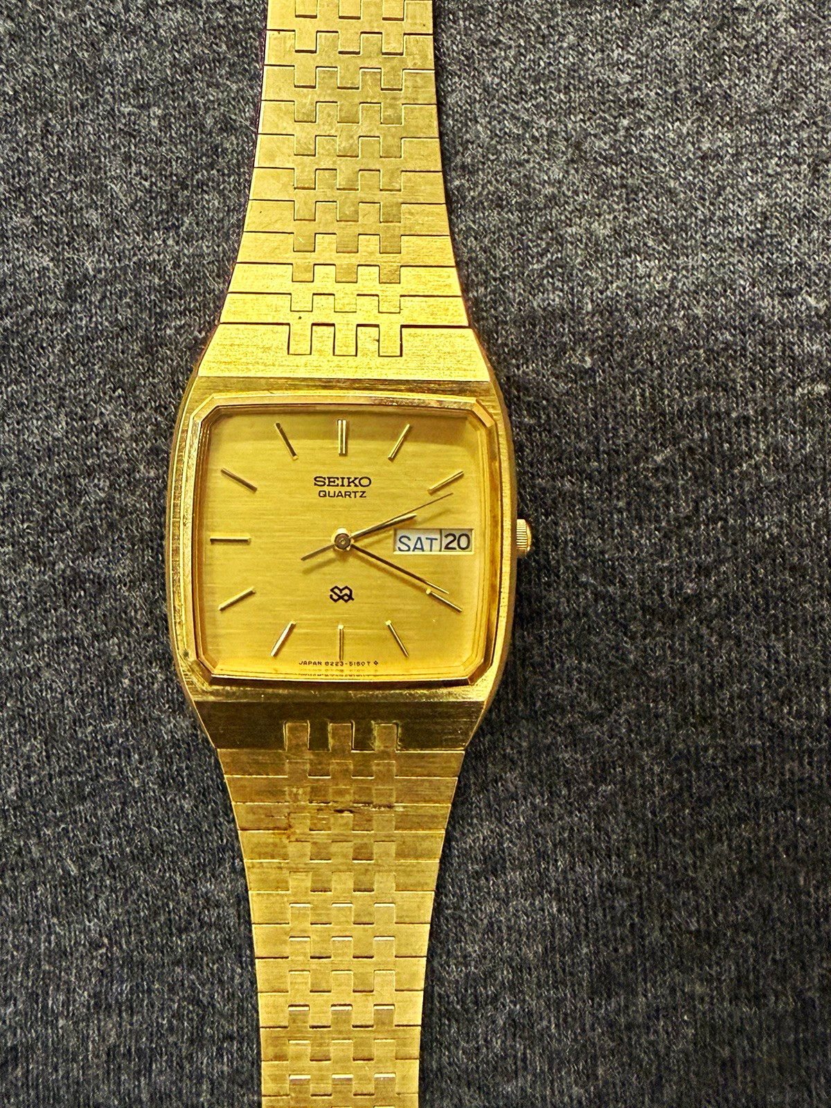 Seiko Quartz Square Gold Tone Analog Day/Date Dress Bracelet Wristwatch