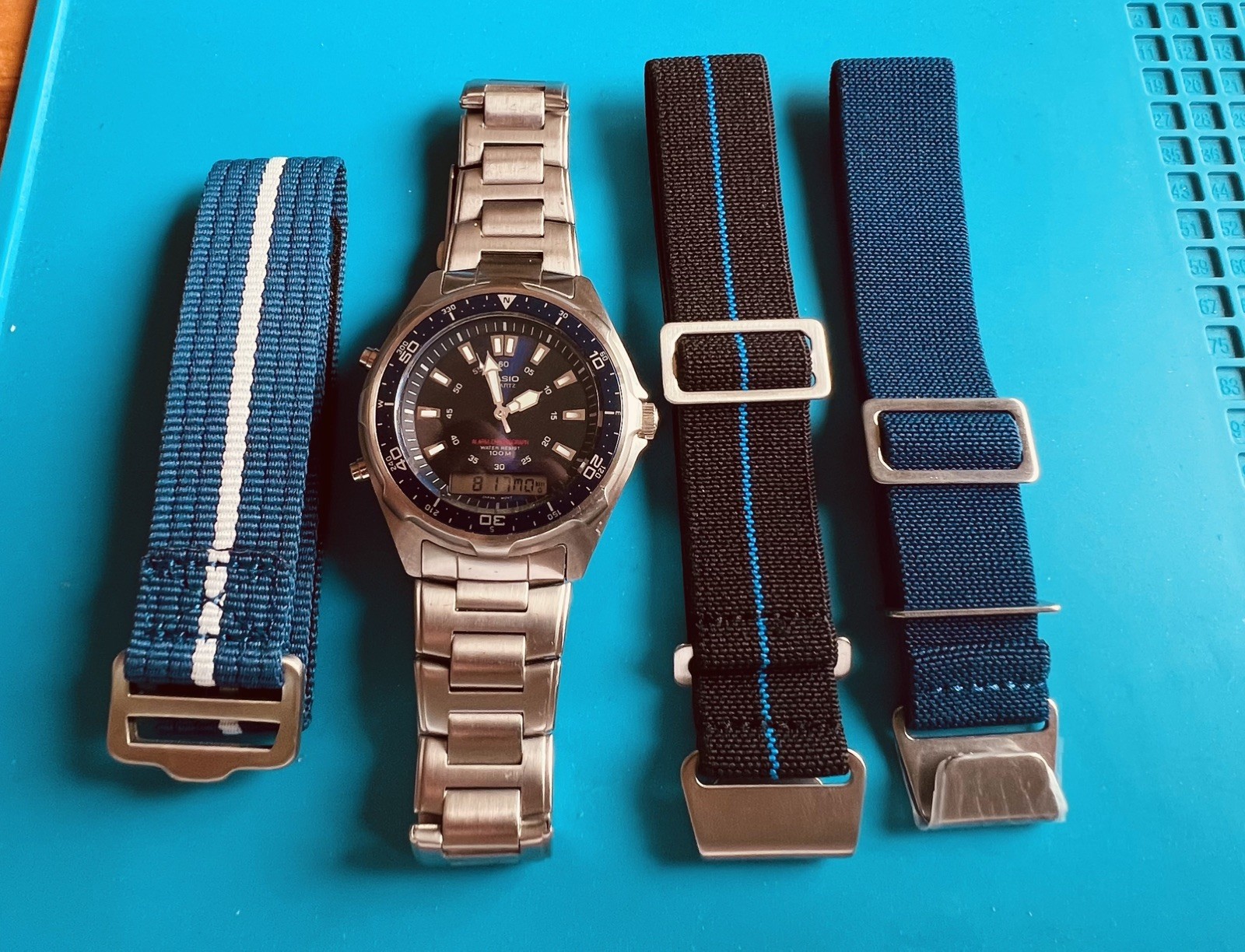 Vintage Blue Bezel Casio Analog-Digital Blue Dial Watch AMW-320R New Battery