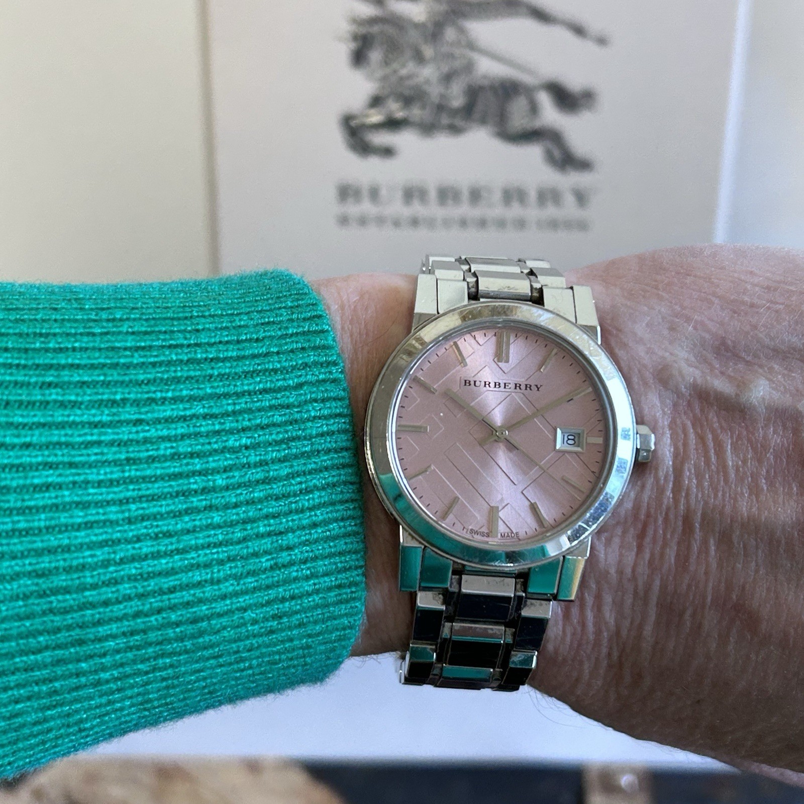 Burberry Pink Dial Silver Watch In Original Box Date Indicator Baton Indexes