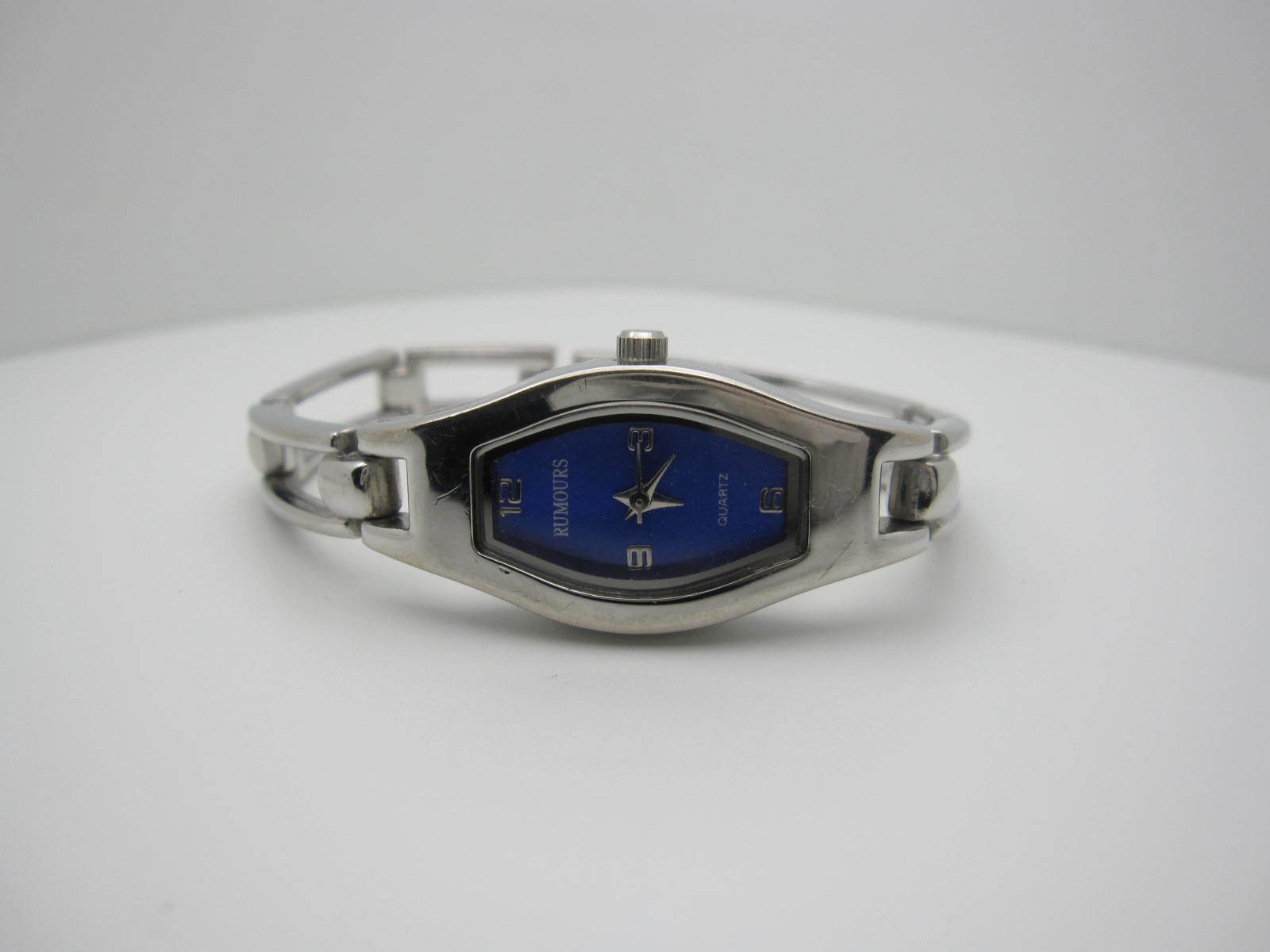 Women’s Rumours Quartz Water Resistant Analog Dial Formal Watch (A985)