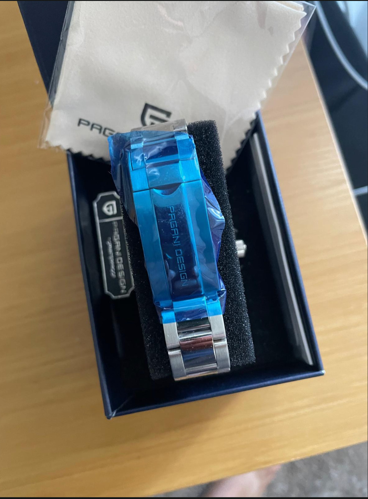 Pagani Design, 40mm, Automatic,GMT, (Pepsi), Oyster Bracelet, Sapphire Crystal.