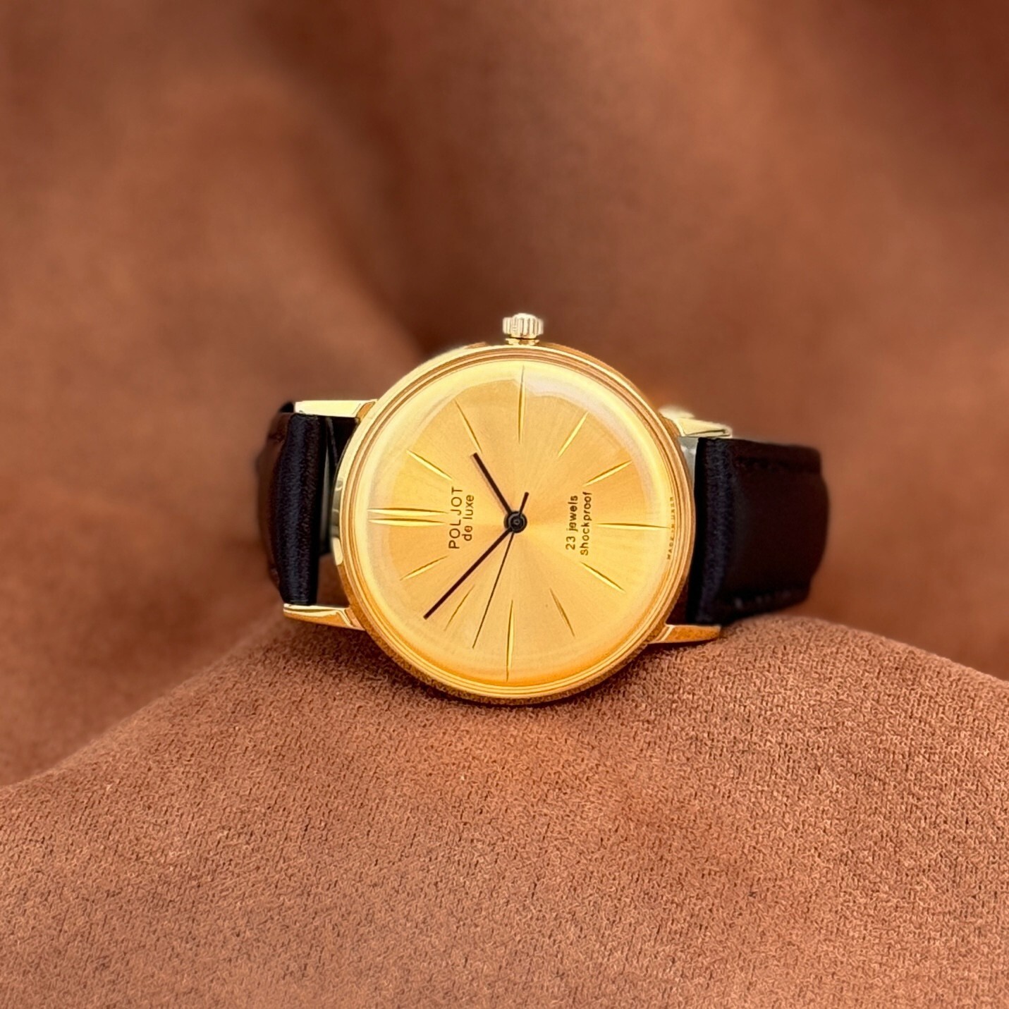 Vintage Wristwatch NOS Poljot De LUXE Ultra Slim Soviet Watch 2209 23 Jewelry