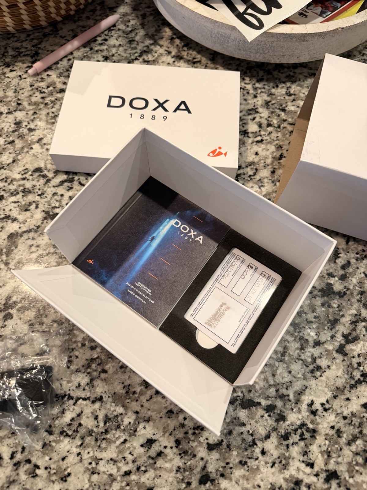 DOXA SUB 300T Sharkhunter Automatic Diver 300m Black Dial Date SS Bracelet
