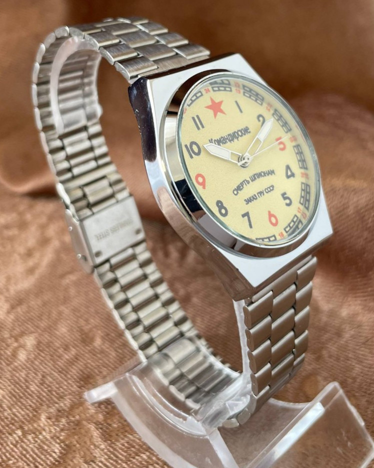 USSR-style quartz watches, commander’s watches, Soviet military watches
