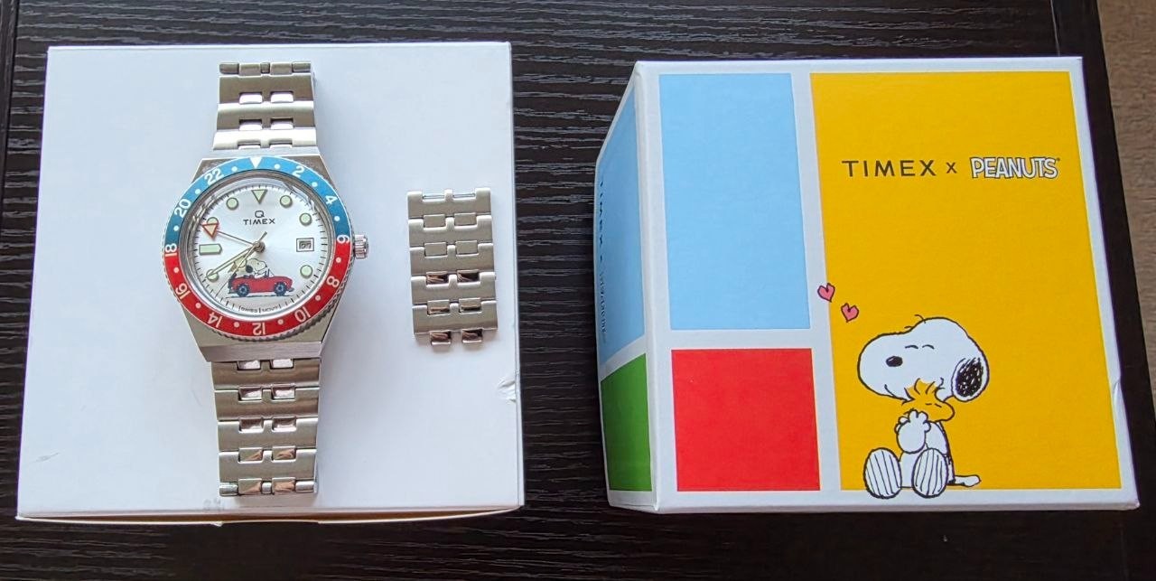 Timex Q Mens Watch GMT Peanuts Snoopy Quartz Diver Pepsi Bezel 38mm TW2V83300