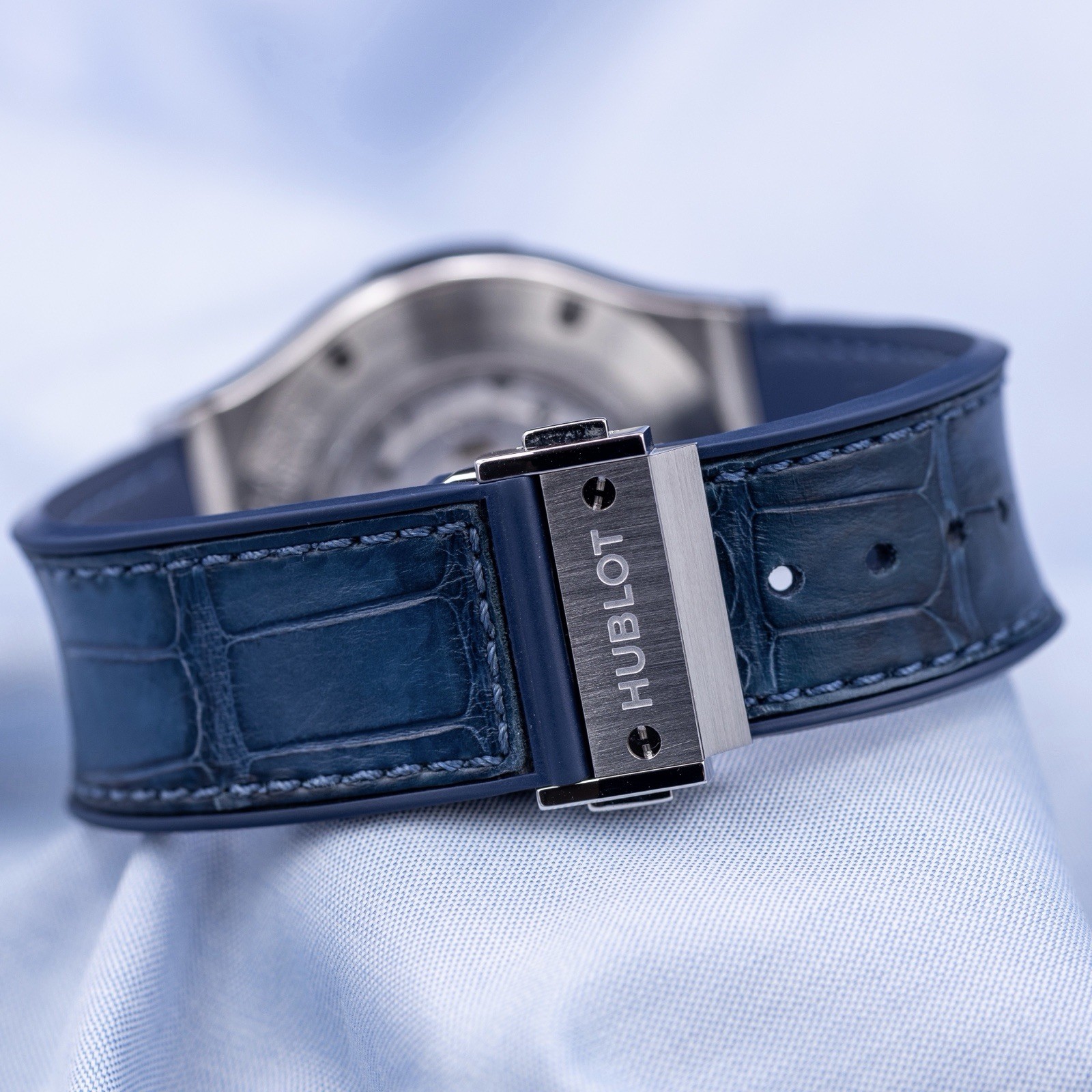 Hublot Classic Fusion Chronograph Blue Dial 521.NX.7170.LR Box+Papers & Receipt