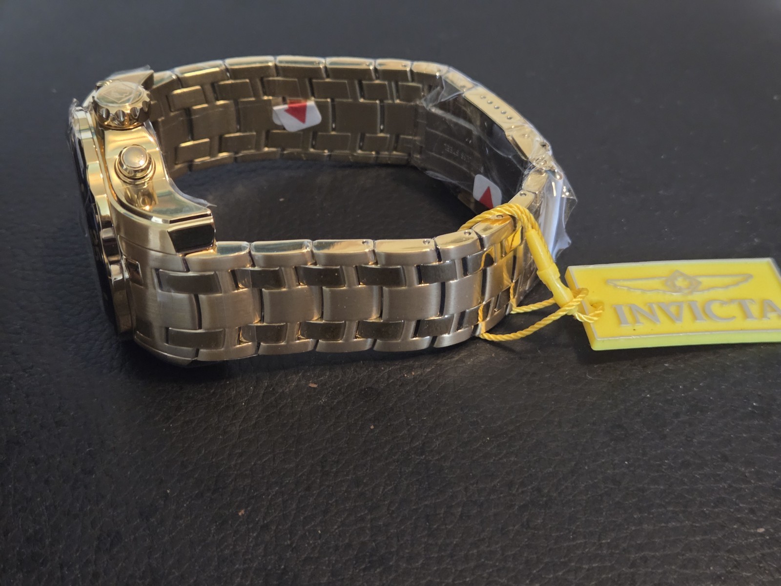 Mens Invicta Pro Diver Scuba Gold Plated Black Chronograph VD53 Watch New