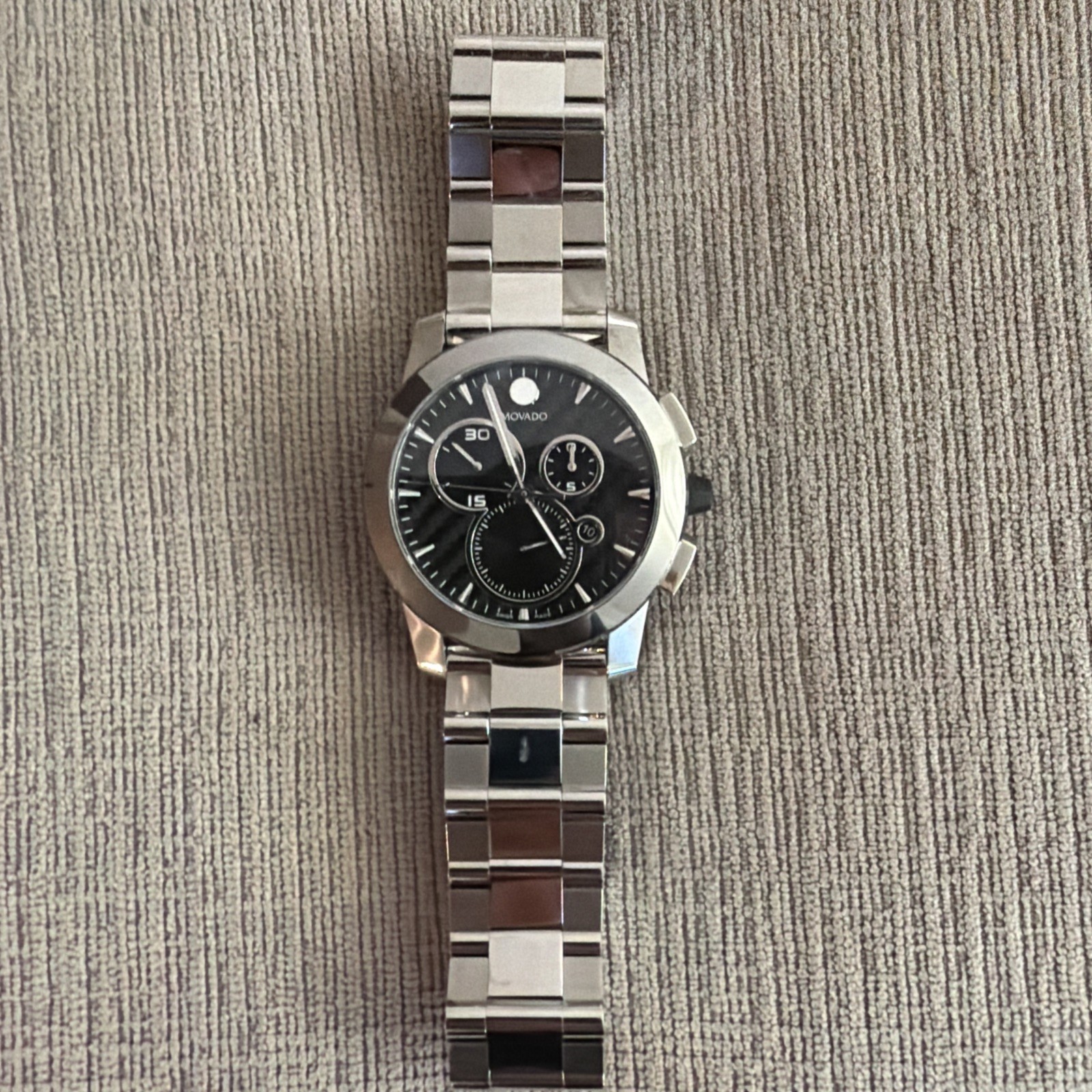 MOVADO MENS $2995 VIZIO FLYBACK CHRONOGRAPH SILVER / BLACK CARBON WATCH 0607030