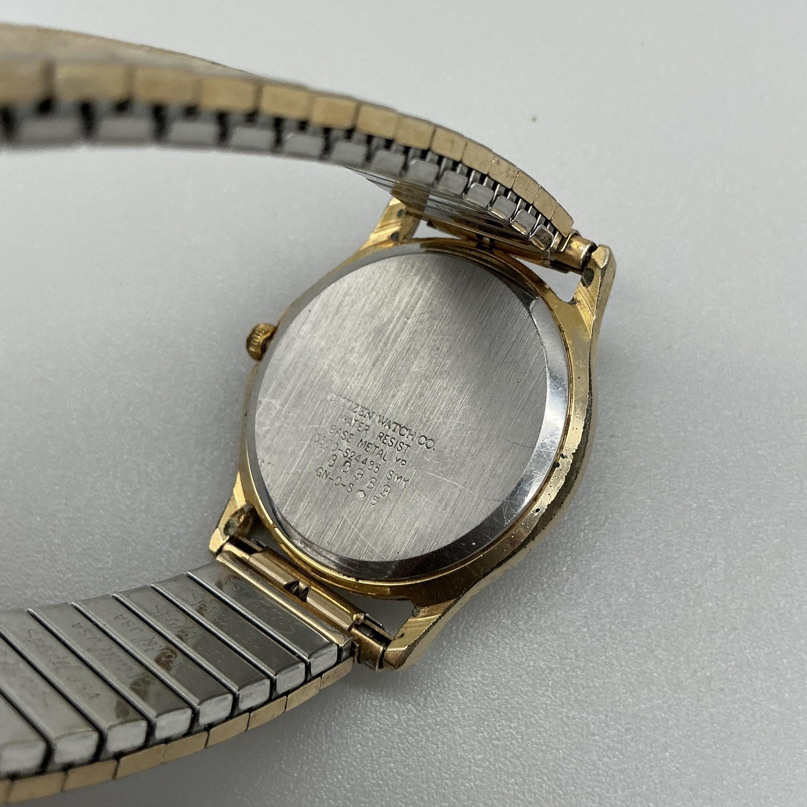 Citizen Mens Watch 34mm Champagne Dial Gold Tone Day Date Stretch New Battery