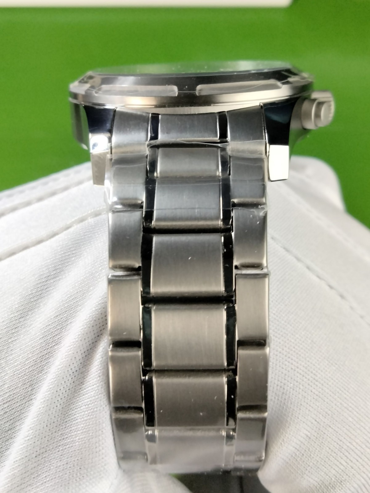 Invicta 47510 TI-22 Titanium Men 44.5 mm Chronograph Silver Quartz Watch WR 50 M