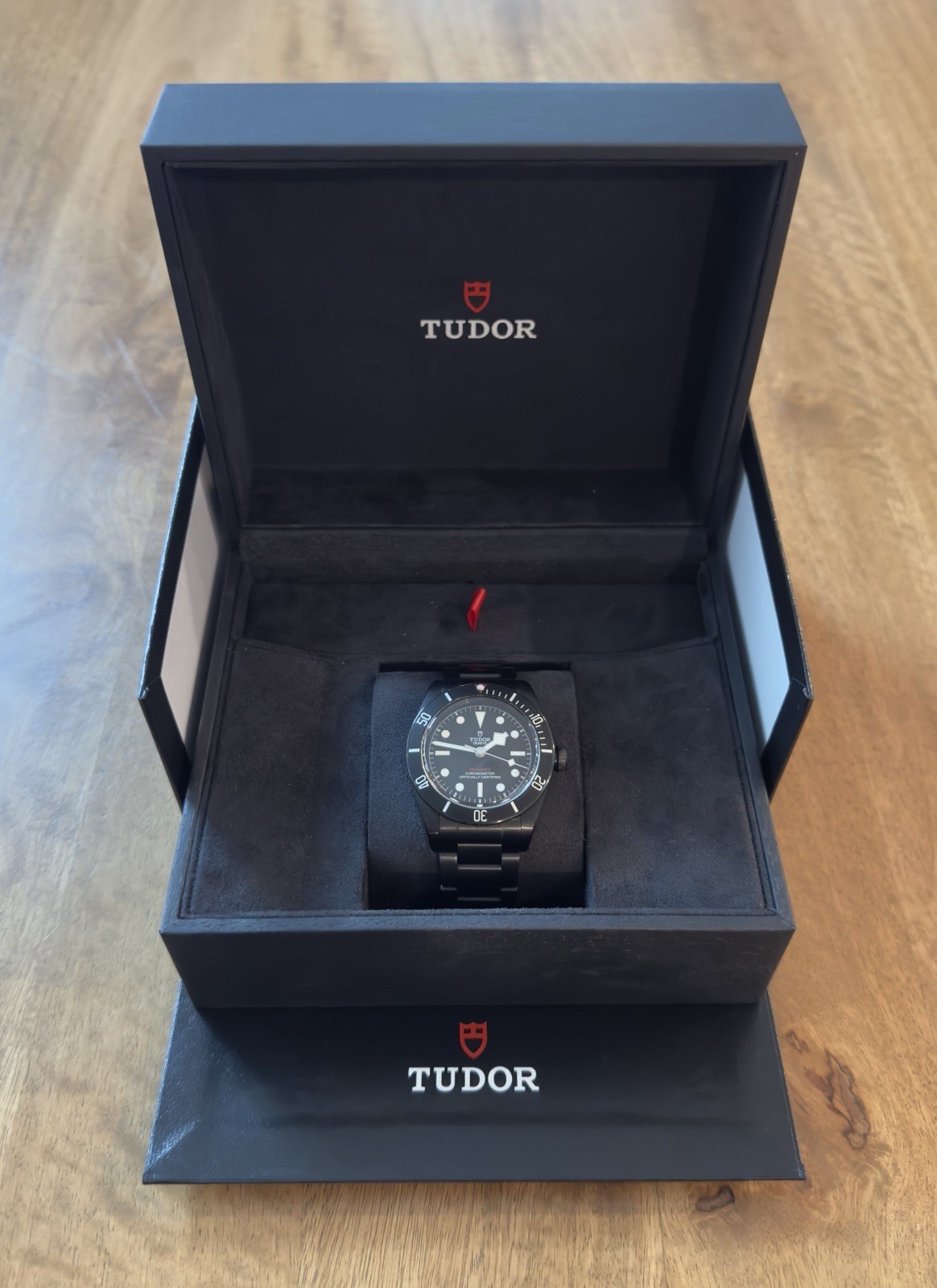 Tudor Black Bay Dark 41mm Black PVD StainlssSteel FreshlyServiced! M79230DK-0005