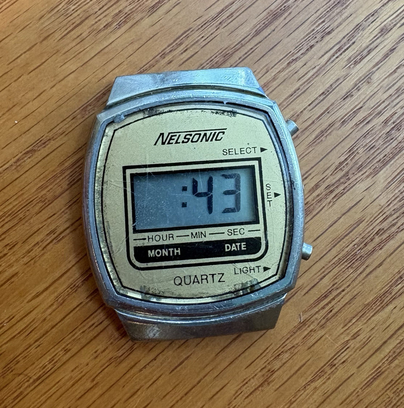 Nelsonic Digital watch. 1970s retro digital LCD. Runs but light doesn’t work.