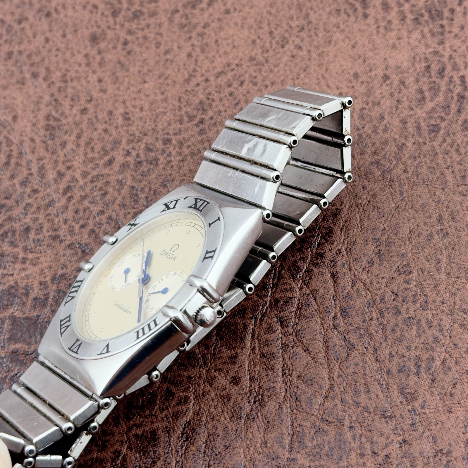 Omega Constellation Manhattan – Day Date – 34mm – Ref 396.1070 – Men’s Watch
