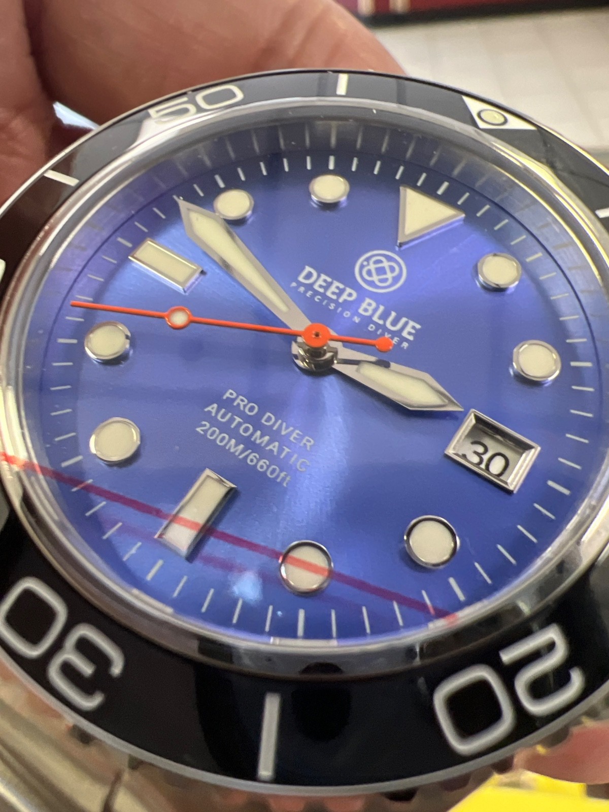 PRO DIVER 200 BLUE BLACK GRADIENT DIAL 42.5MM AUTOMATIC BRACELET DIVE WATCH