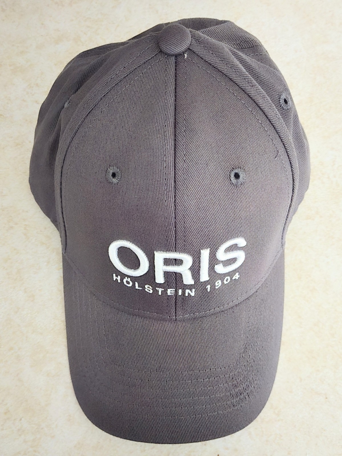 Oris Aquis Blue 41.5mm Full Set + Oris Mug (Boxed) & Oris Cap (Unworn)