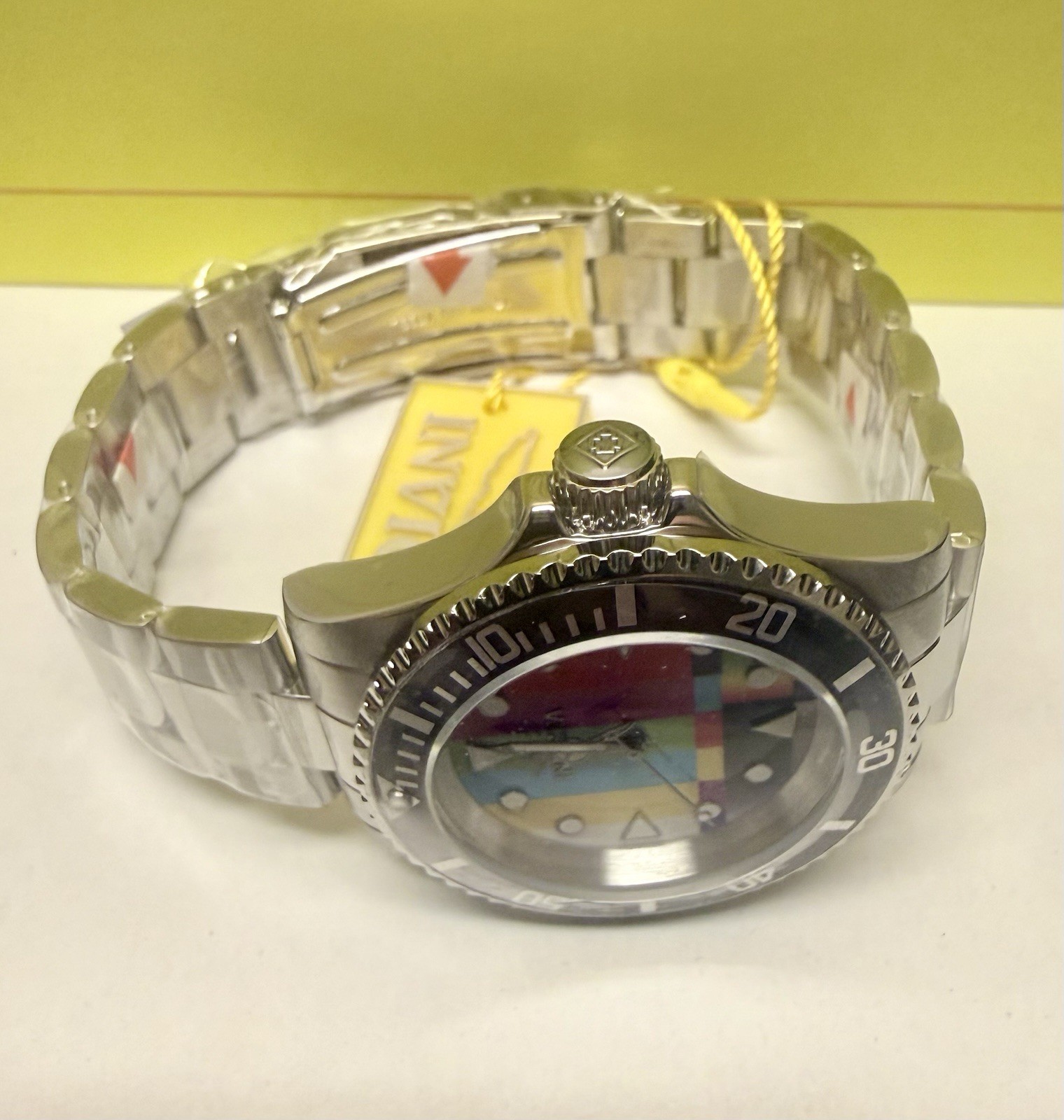 NEW Invicta 🎨PopArt 40mm Pro Diver Men’s Quartz Multicolor Dial Black Bezel