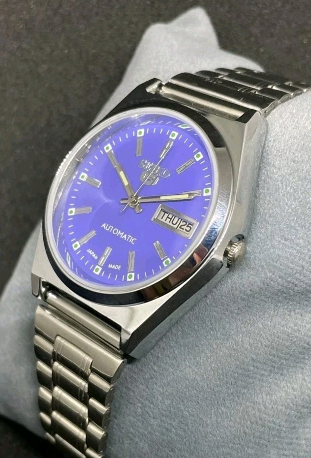 Automatic Seiko Refurbished Purple Dial Day / Date Men’s Wrist Watch Japanese