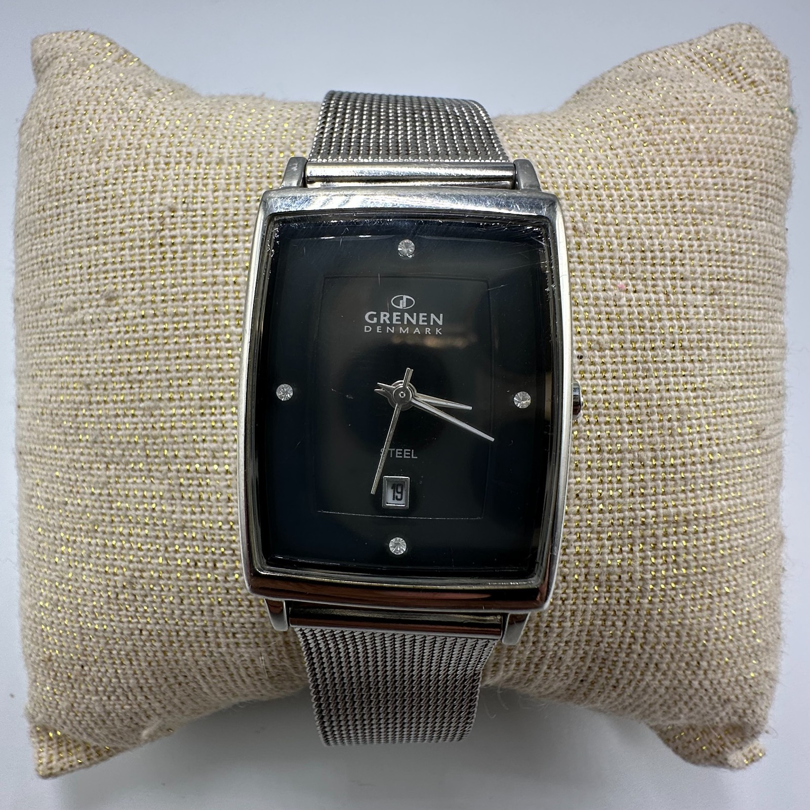 Grenen Watch Women Silver Tone Black Dial Date Window New Battery 8.5 Inch