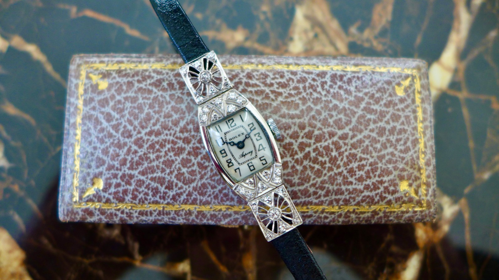 A BEAUTIFUL LADIES ROLEX ASPREY ANTIQUE 1920s ART-DECO WATCH 18k GOLD & DIAMONDS