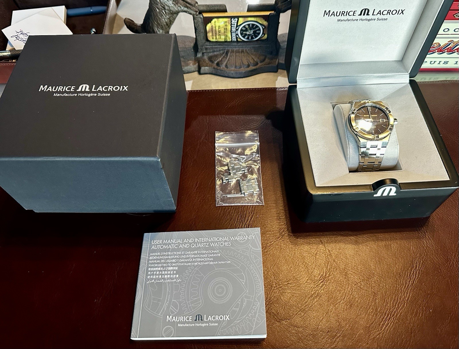 MAURICE LACROIX AIKON AUTOMATIC DATE 42mm Grey Motif Dial Swiss 200m AI6008