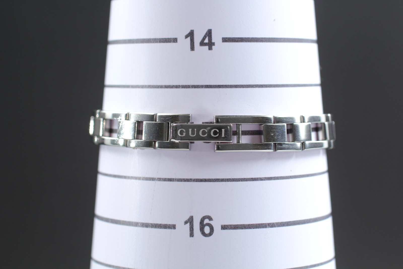 [N MINT /Case] Gucci 110 14mm Pink Shell Dial 3P Dia Silver Quartz Womens Watch