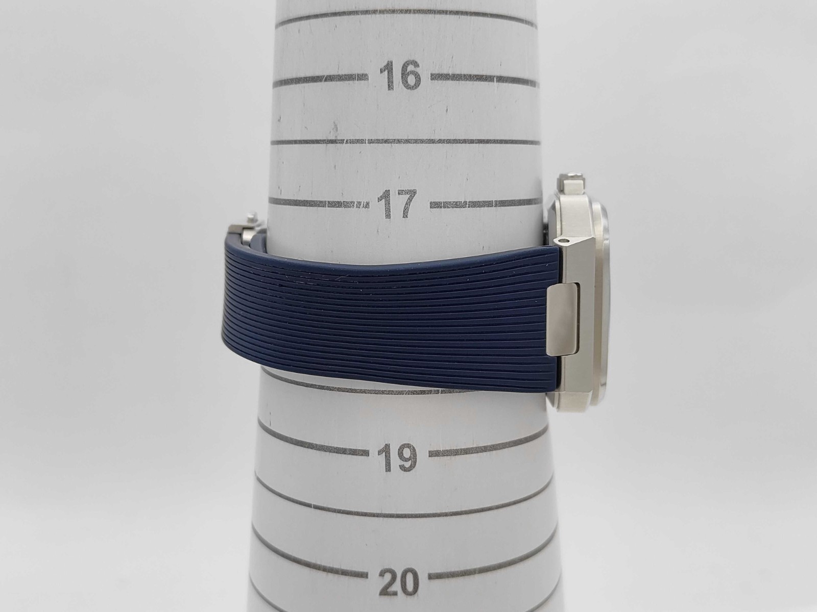 Bell & Ross BR05 Blue Steel Automatic Date 40mm Blue Dial Men Watch Square
